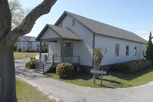 Chapel_Ext-2-300x200
